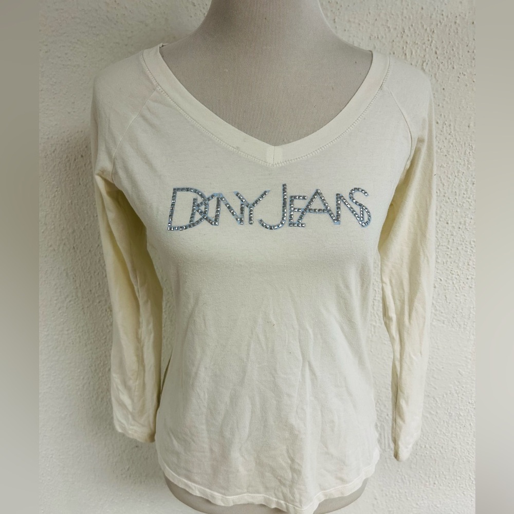 Cream White Juniors  long sleeve DKNY v neck shirt s medium